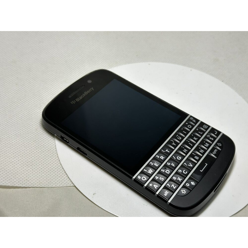 BlackBerry Q10 Black (Unlocked) Smartphone
