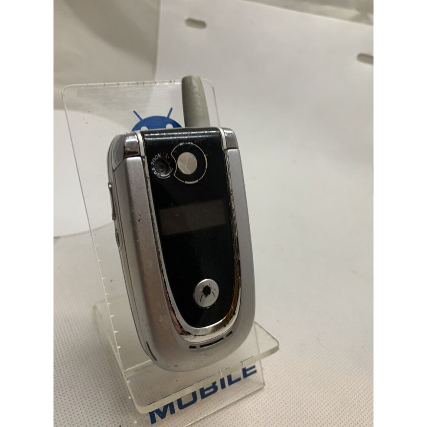 Motorola V600 - Silver (Unlocked) Mobile Phone