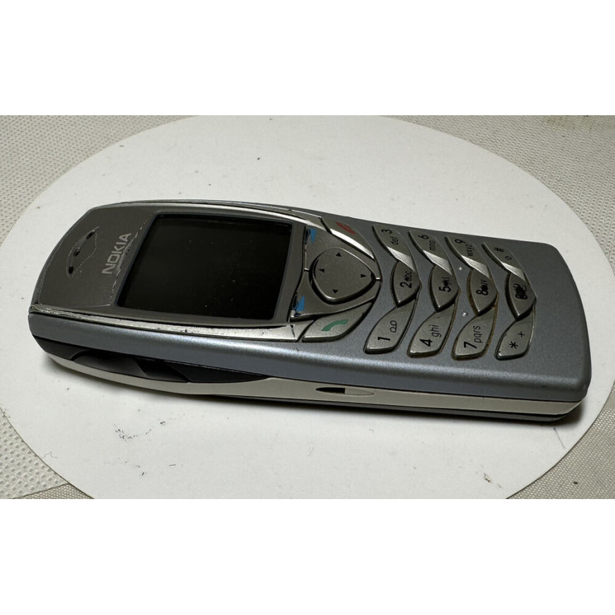 Nokia 6100 - Grey  (Unlocked) Mobile Phone