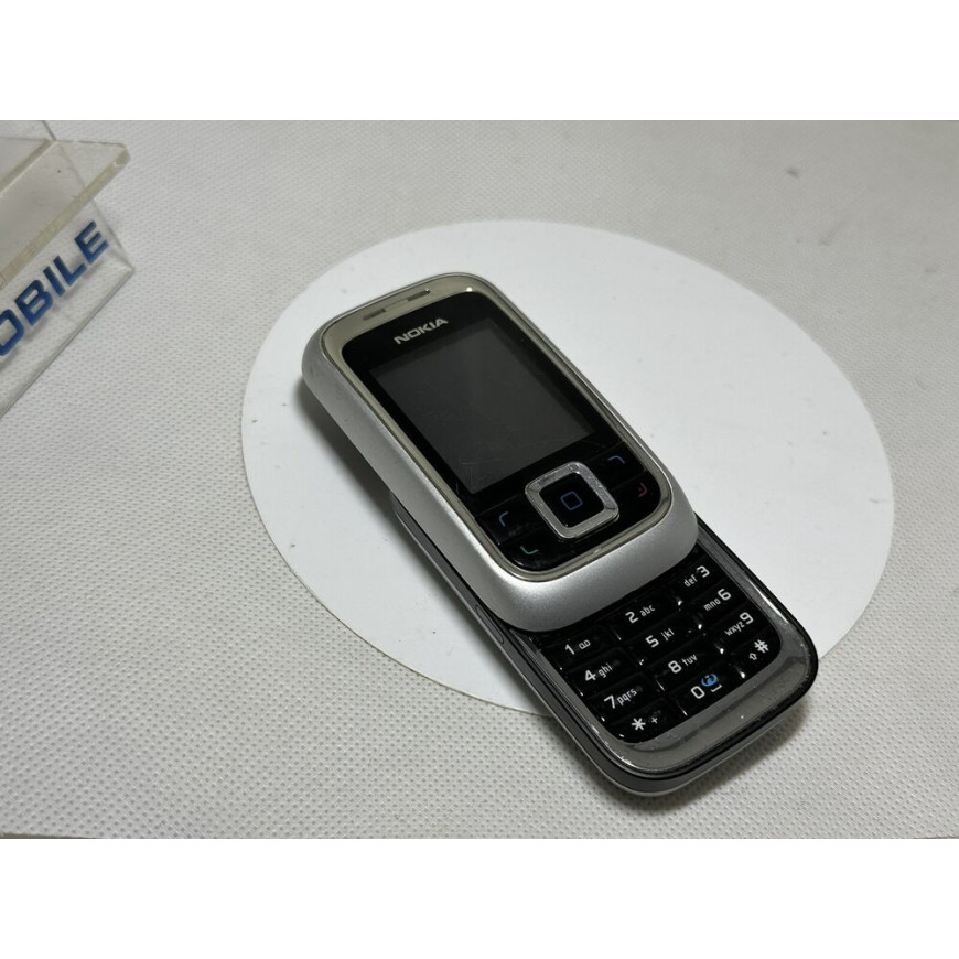 Nokia 6111 Black Silver   (Unlocked) Mobile Phone