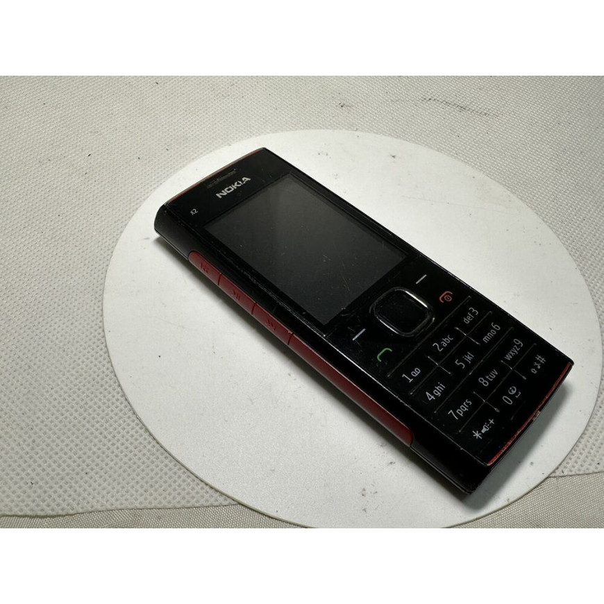 Nokia X3-00 Red Black (Unlocked ) Mobile Phone