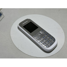 Samsung GT E1200 - White (Unlocked) Mobile Phone Samsung GT E1200 - White (Unlocked) Mobile Phone