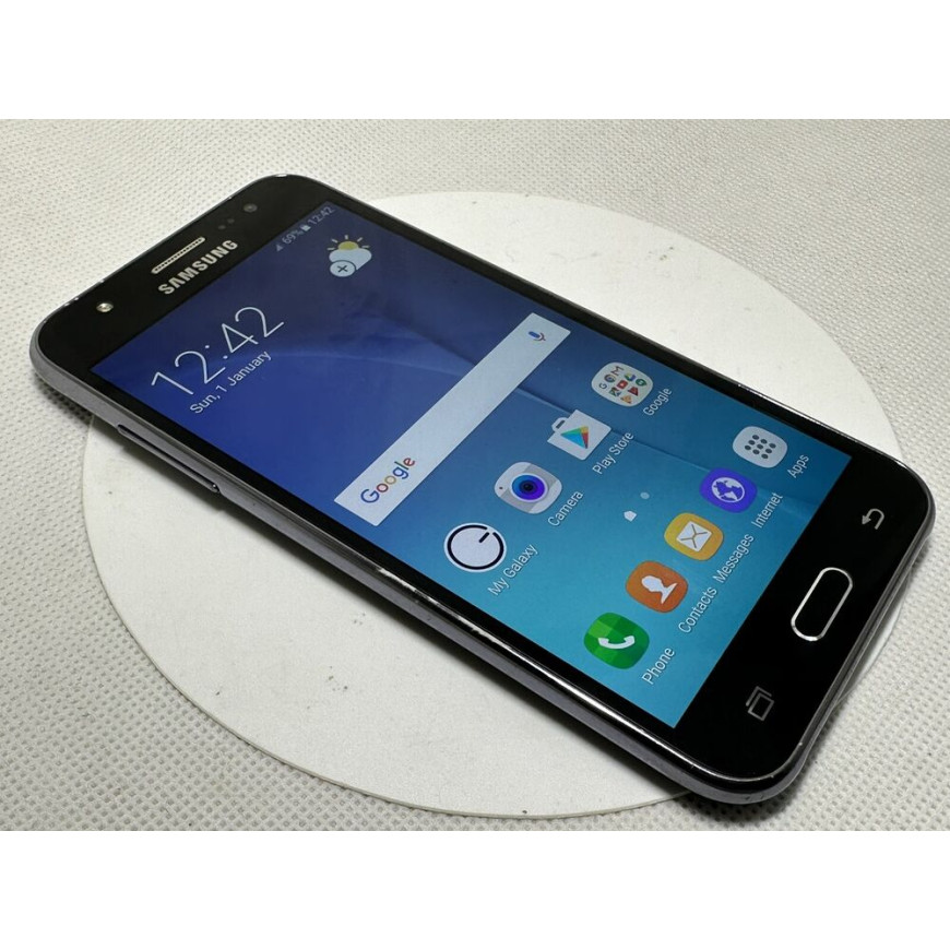 Samsung J5 2015 J500 8GB (Unlocked) Black Smartphone SM-J500FN