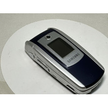 Samsung SGH E700 - Blue Silver ( Unlocked ) Mobile Phone Samsung SGH E700 - Blue Silver ( Unlocked ) Mobile Phone