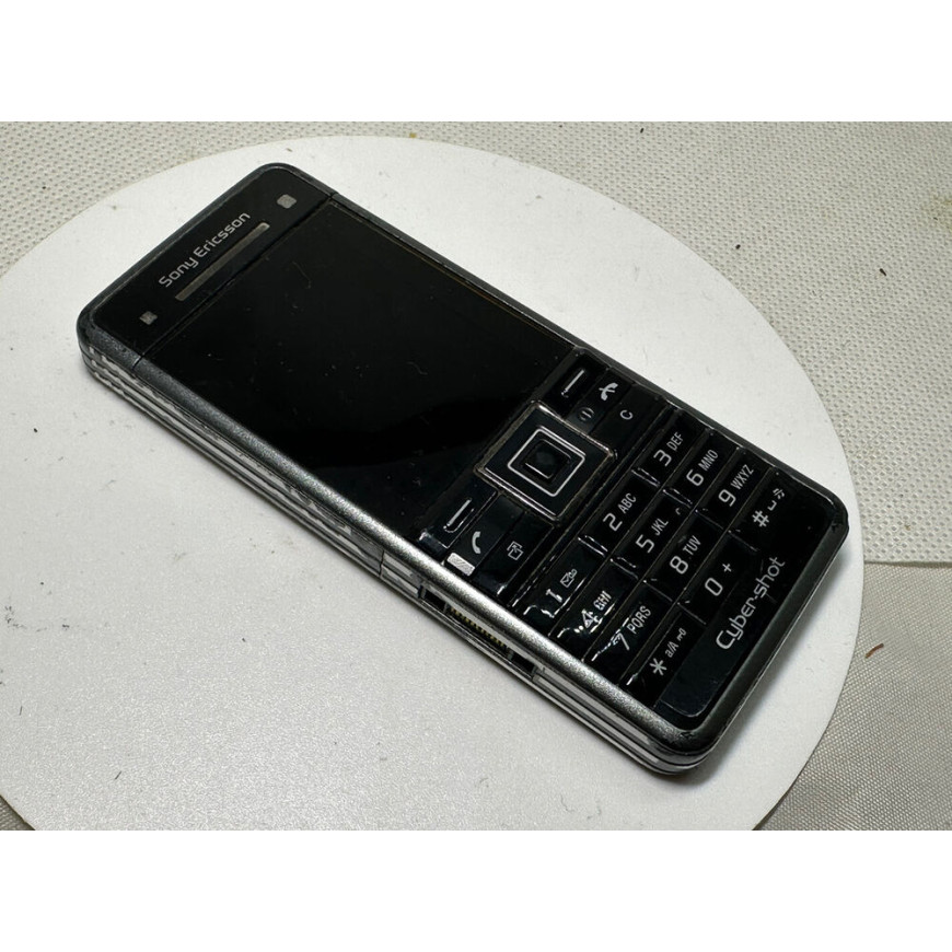 Sony Ericsson Cyber-shot C902 - grey  black (Unlocked) Mobile Phone