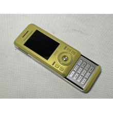 Sony Ericsson S500i - Yellow  (Unlocked) Mobile Phone