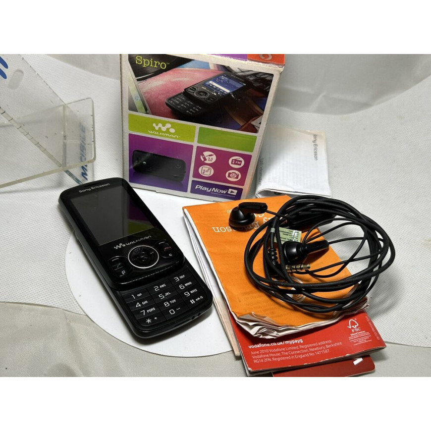 Sony Ericsson Walkman W100i - Stealth Black (Unlocked ) Mobile Phone Boxed Sony Ericsson Walkman W100i - Stealth Black (Unlocked ) Mobile Phone Boxed