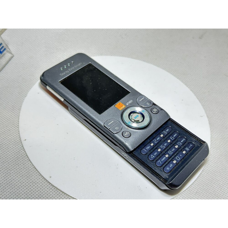Sony Ericsson Walkman W580i - Grey  (Unlocked) Mobile Phone