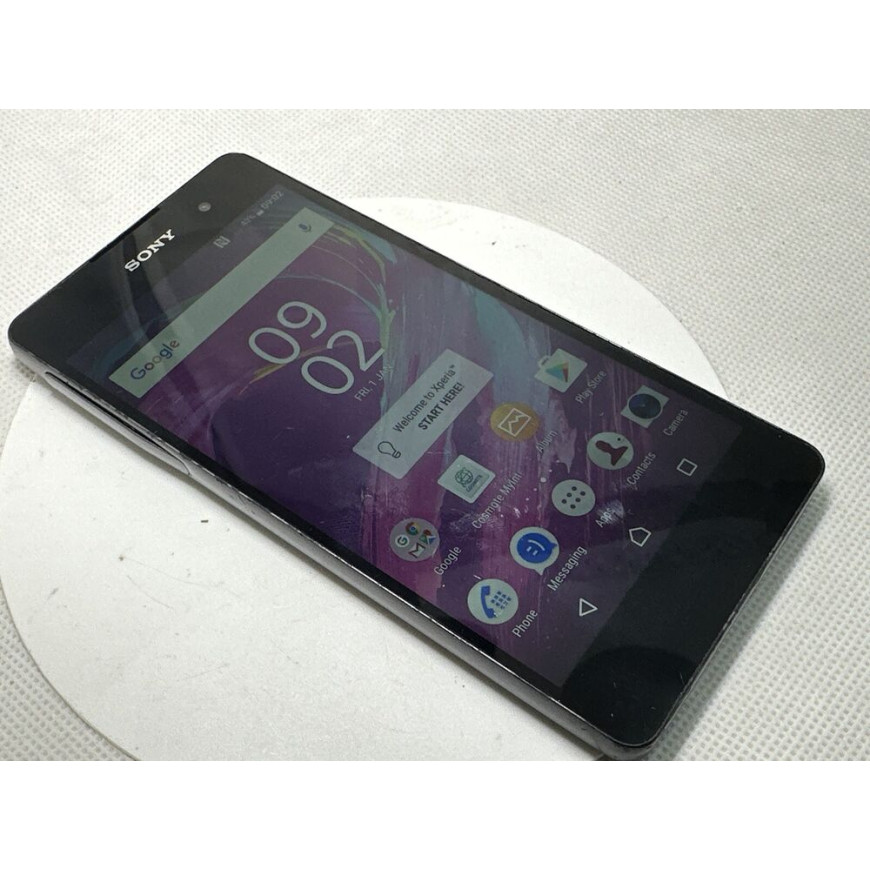 Sony Xperia E5 F3311- Black ( Unlocked ) Smartphone